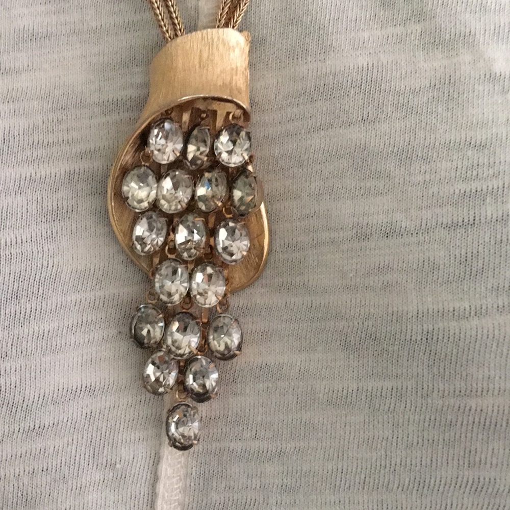 Vintage gold brushed flapper rhinestone necklace - Picture 3 of 5